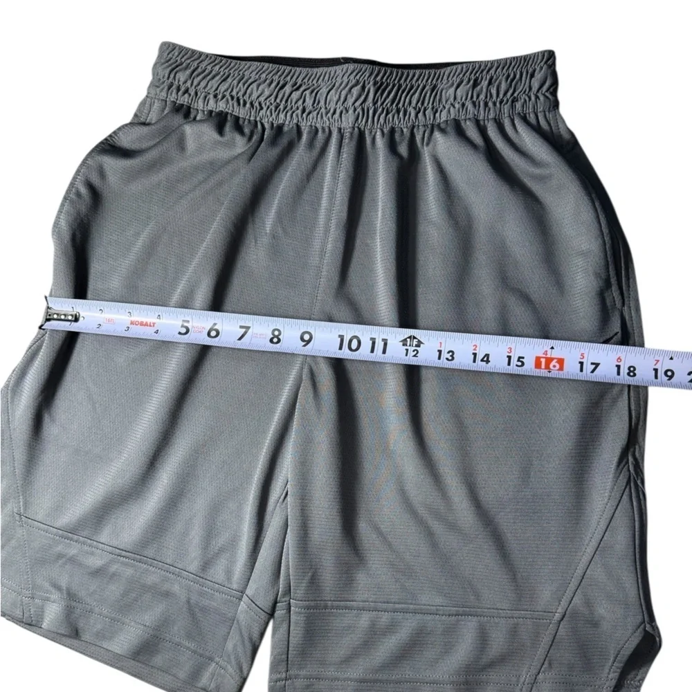 Nike Dri-Fit Performance Sport Shorts grey teen size large